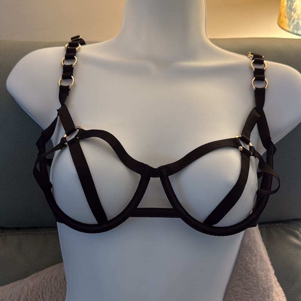 Victoria’s Secret Very Sexy Unlined Balconette XL NEW
